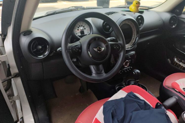 Used MINI Paceman 2013 1.6L COOPER Center Console