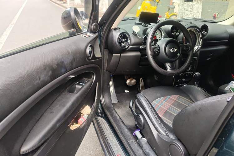 Used MINI Paceman 2013 1.6T COOPER S ALL4 Driver Seat