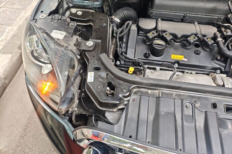 Used MINI Paceman 2013 1.6T COOPER S ALL4 Engine Bay Right
