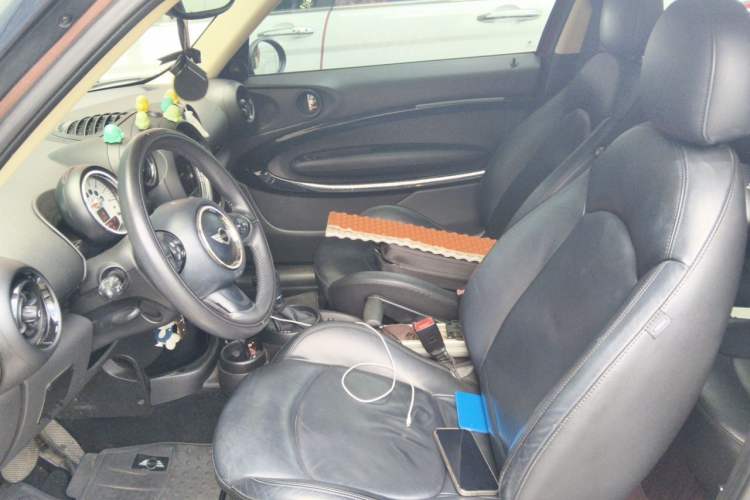 Used MINI Paceman 2013 1.6L COOPER Left Front Seat
