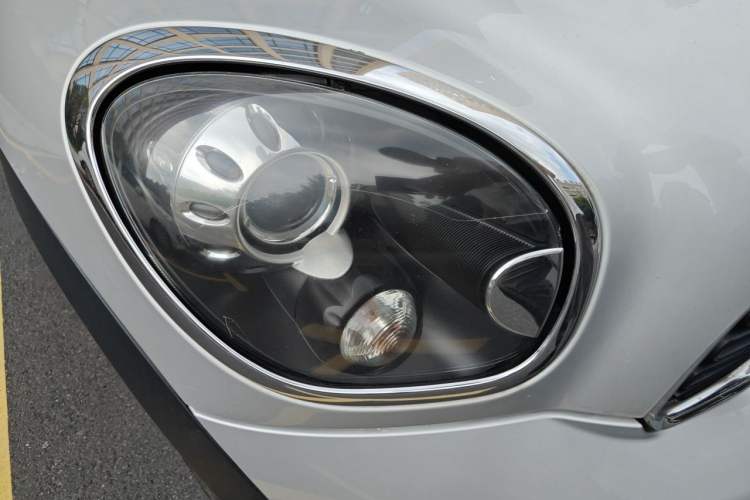 Used MINI Paceman 2013 1.6T COOPER S ALL4 Right Front Headlight