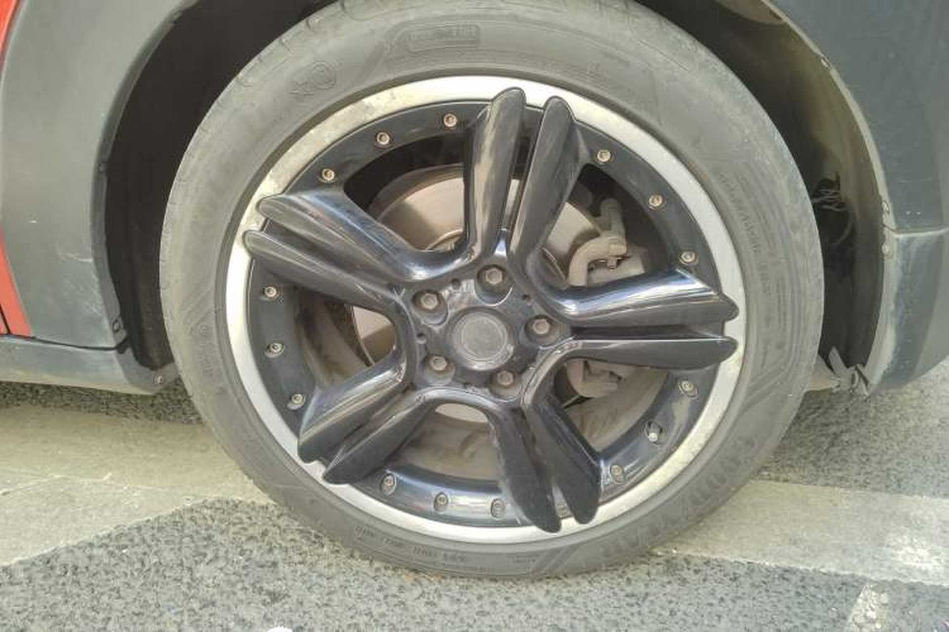 Used MINI Paceman  Right Front Wheel Hub
