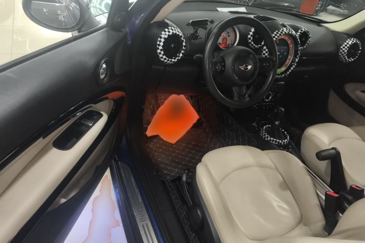 Used MINI Paceman 2013 1.6L COOPER Driver Seat