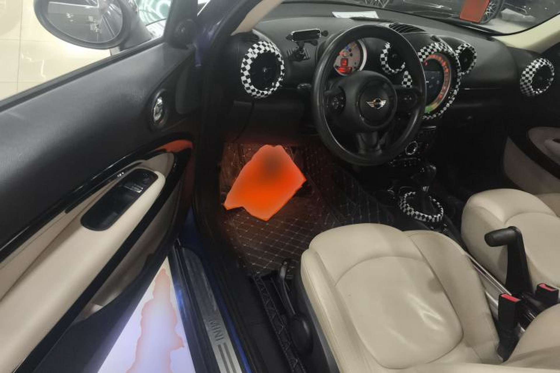 Used MINI Paceman 2013 1.6L COOPER Driver Seat