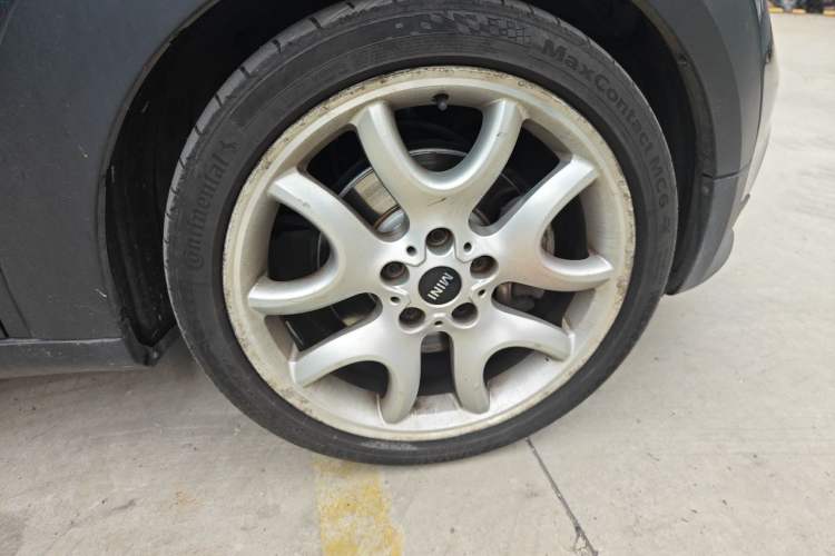 Used MINI Paceman 2013 1.6T COOPER S ALL4 Right Front Wheel Hub