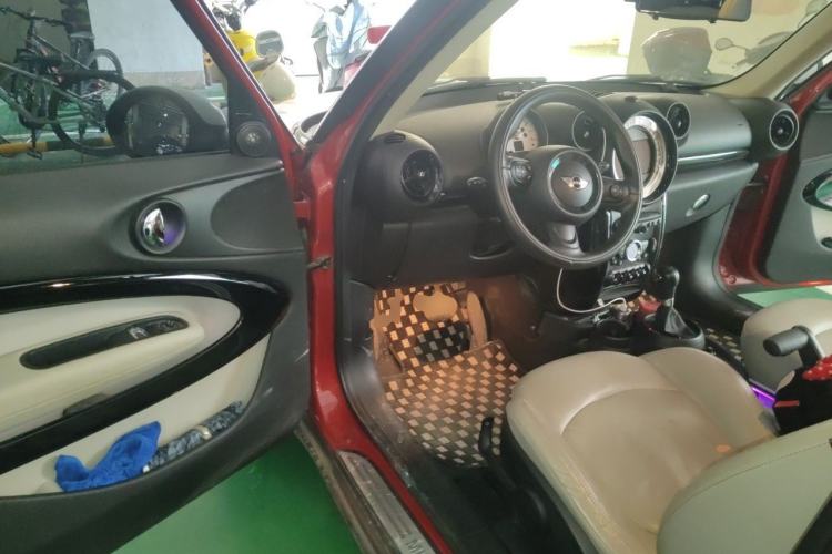 Used MINI Paceman 2013 1.6L COOPER Driver Seat