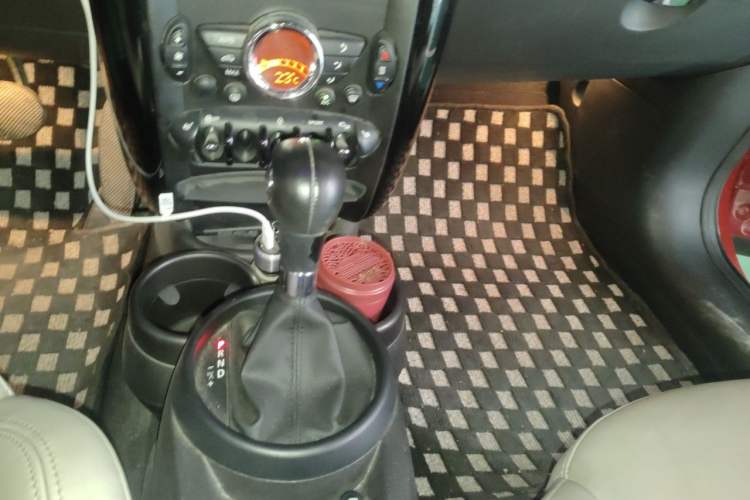 Used MINI Paceman 2013 1.6L COOPER Gear Lever
