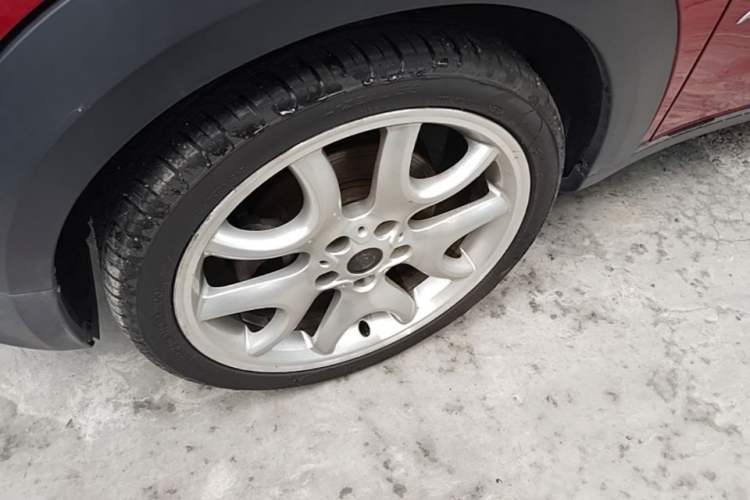 Used MINI Paceman 2013 1.6T COOPER S ALL4 Left Front Wheel Hub