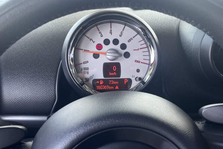 Used MINI Paceman 2013 1.6T COOPER S ALL4 Odometer Close Up