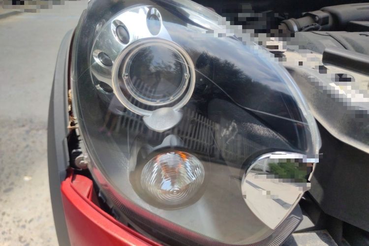 Used MINI Paceman 2013 1.6L COOPER Right Front Headlight