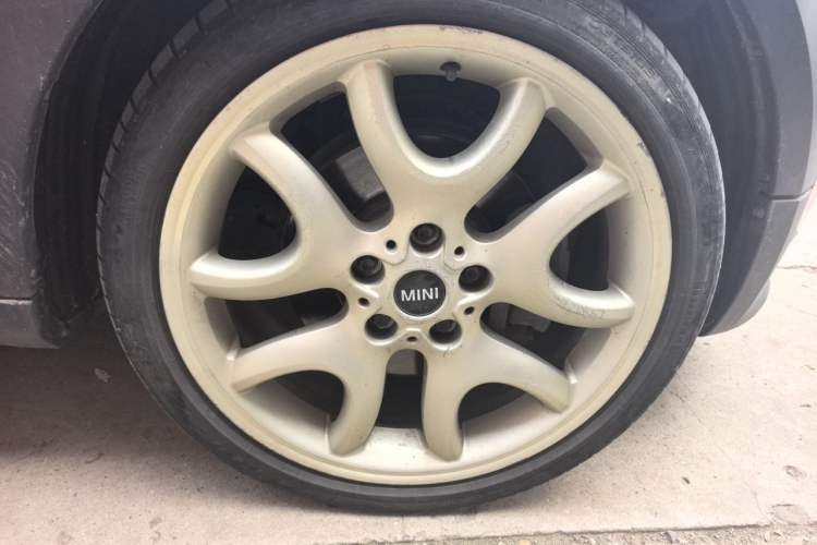 Used MINI Paceman 2013 1.6T COOPER S ALL4 Right Front Wheel Hub