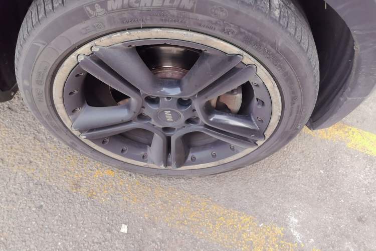 Used MINI Paceman 2013 1.6T COOPER ALL4 Right Front Wheel Hub
