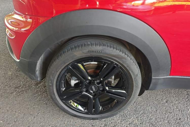 Used MINI Paceman 2013 1.6T COOPER ALL4 Right Rear Wheel Hub