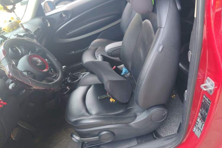 Used MINI Paceman 2013 1.6T COOPER S ALL4 Left Front Seat