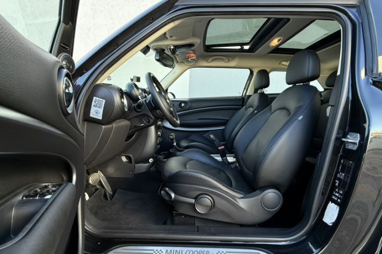 Used MINI Paceman 2014 1.6T COOPER S ALL4 Interior 3