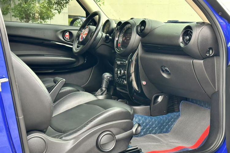 Used MINI Paceman 2014 1.6T COOPER ALL4 Interior 4