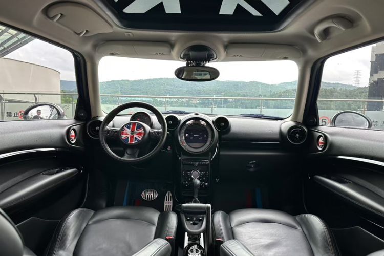 Used MINI Paceman 2014 1.6T COOPER ALL4 Interior 5