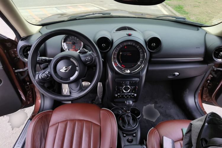 Used MINI Paceman 2014 1.6T COOPER S ALL4 Center Console