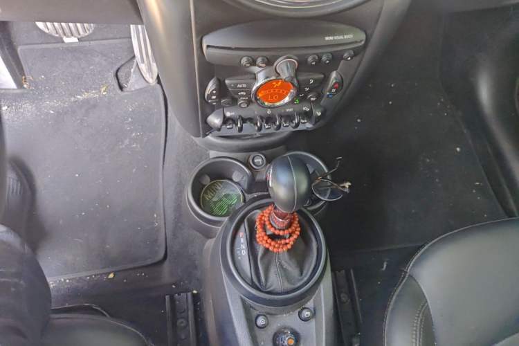 Used MINI Paceman 2014 1.6T COOPER S ALL4 Gear Lever