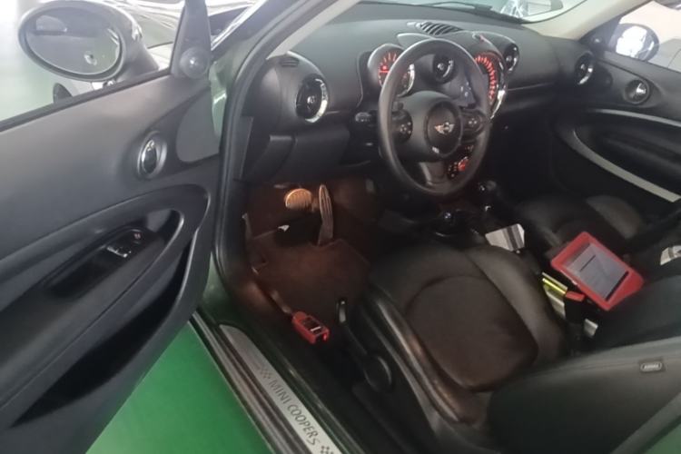 Used MINI Paceman 2014 1.6T COOPER S ALL4 Driver Seat