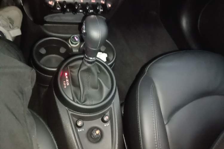 Used MINI Paceman 2014 1.6T COOPER S ALL4 Gear Lever