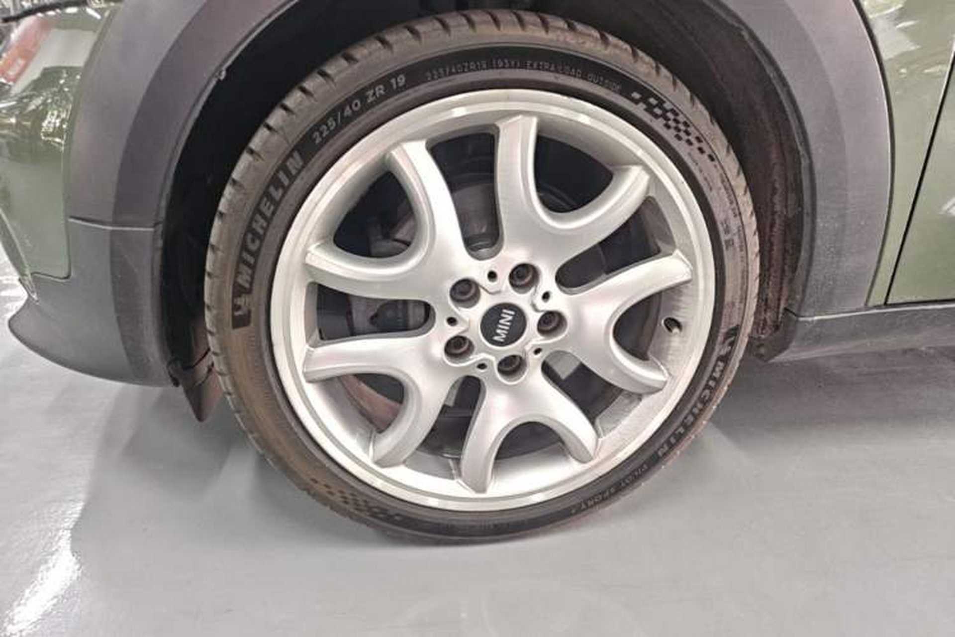 Used MINI Paceman 2014 1.6T COOPER S ALL4 Left Front Wheel Hub