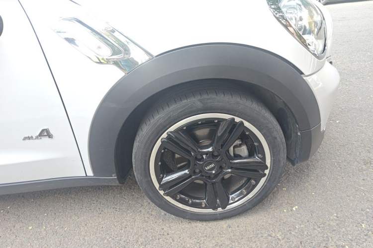 Used MINI Paceman 2014 1.6T COOPER ALL4 Right Front Wheel Hub