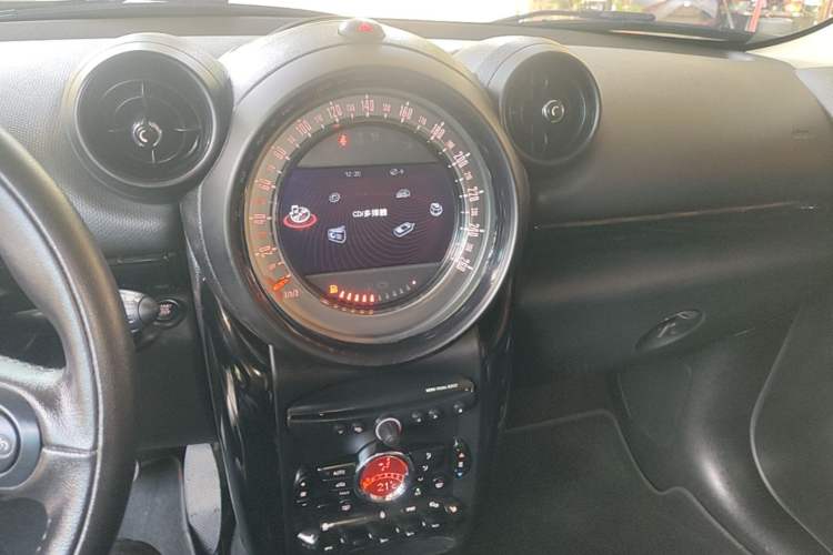 Used MINI Paceman 2014 1.6T COOPER ALL4 Audio And AC Panel