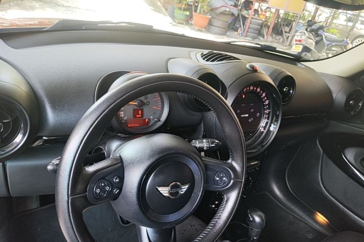Used MINI Paceman 2014 1.6T COOPER ALL4 Center Console
