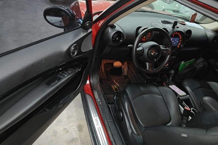 Used MINI Paceman 2014 1.6L COOPER Driver Seat
