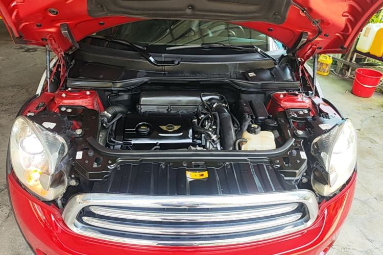 Used MINI Paceman 2014 1.6T COOPER ALL4 Engine Bay