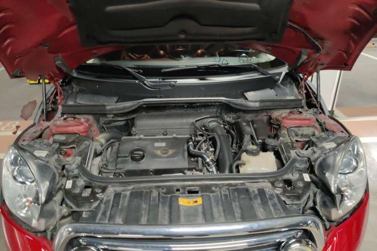 Used MINI Paceman 2014 1.6T COOPER ALL4 Engine Bay