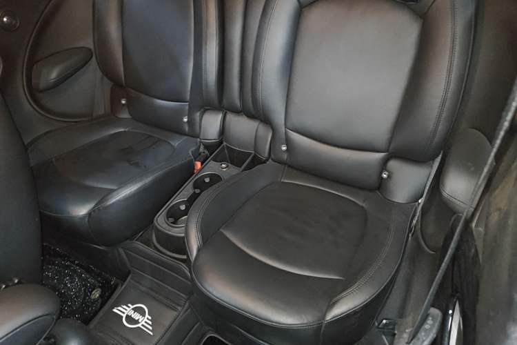 Used MINI Paceman 2014 1.6L COOPER Left Rear Seat