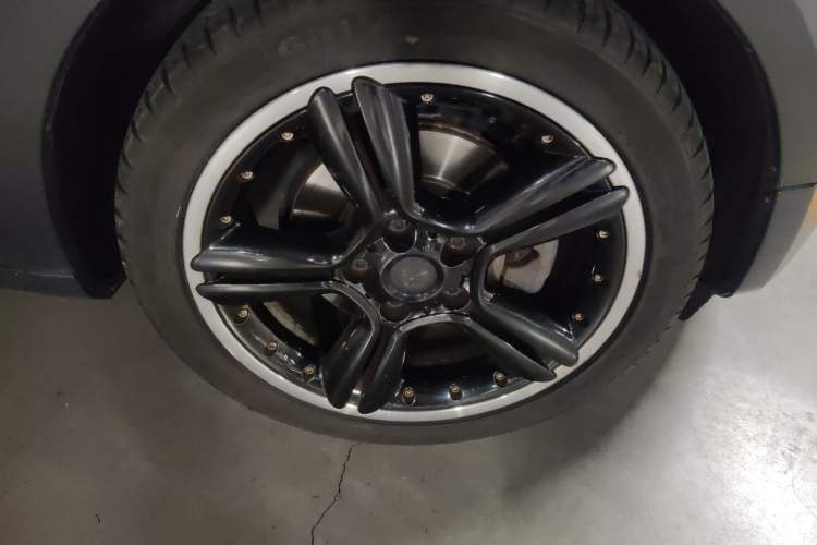 Used MINI Paceman 2014 1.6T COOPER ALL4 Right Front Wheel Hub