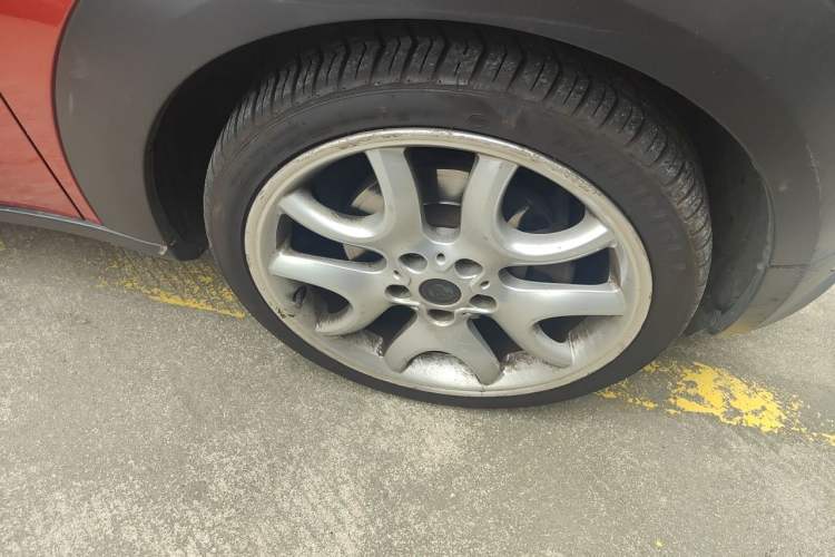 Used MINI Paceman 2014 1.6T COOPER S ALL4 Right Front Wheel Hub