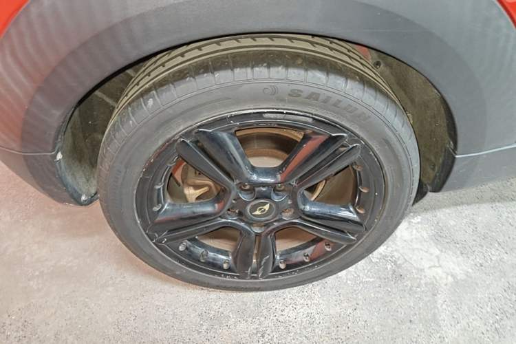 Used MINI Paceman 2014 1.6L COOPER Right Rear Wheel Hub