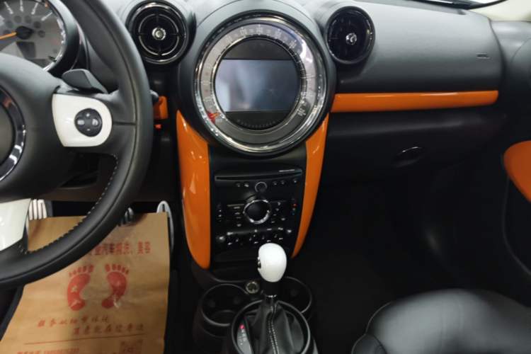 Used MINI Paceman 2014 1.6T COOPER S ALL4 Audio And AC Panel