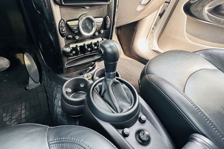 Used MINI Paceman 2014 1.6L COOPER Gear Lever