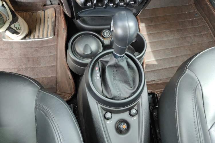 Used MINI Paceman 2014 1.6T COOPER ALL4 Gear Lever