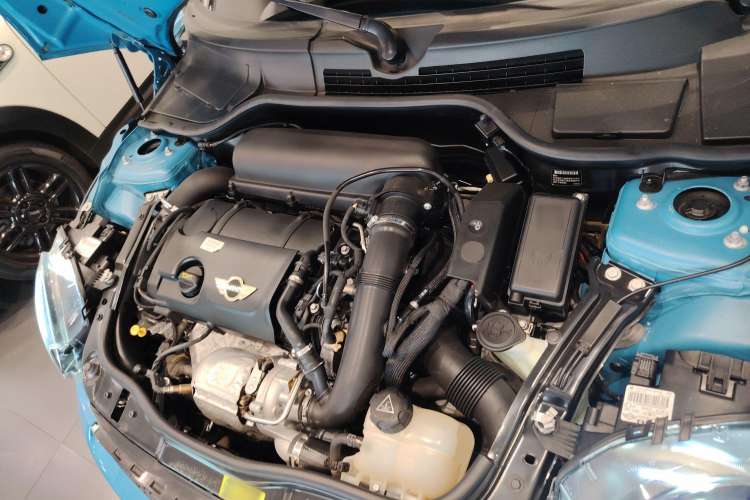 Used MINI Roadster 2012 1.6T COOPER S Engine Bay