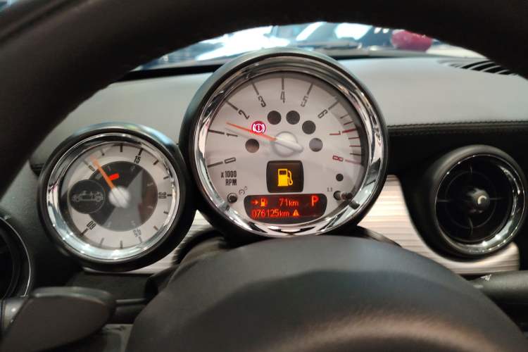Used MINI Roadster 2012 1.6T COOPER S Instrument Cluster