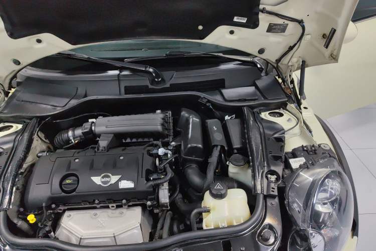 Used MINI Roadster 2012 1.6L COOPER Engine Bay Left