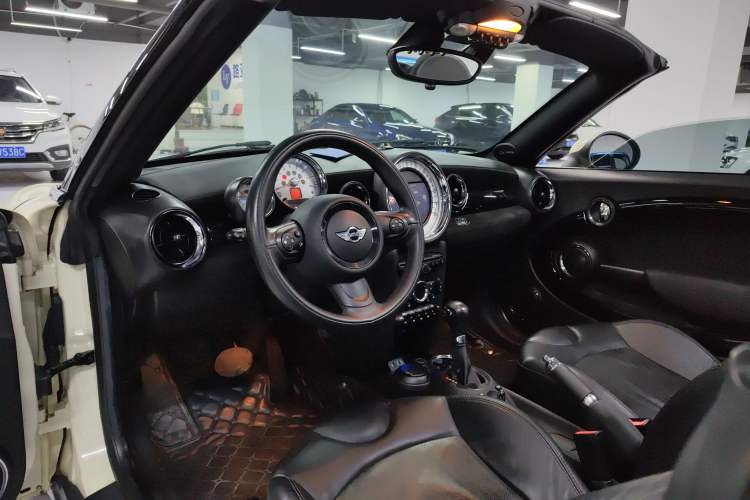Used MINI Roadster 2012 1.6L COOPER Headliner