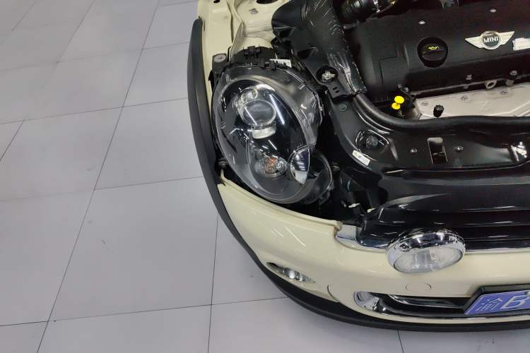 Used MINI Roadster 2012 1.6L COOPER Right Front Headlight