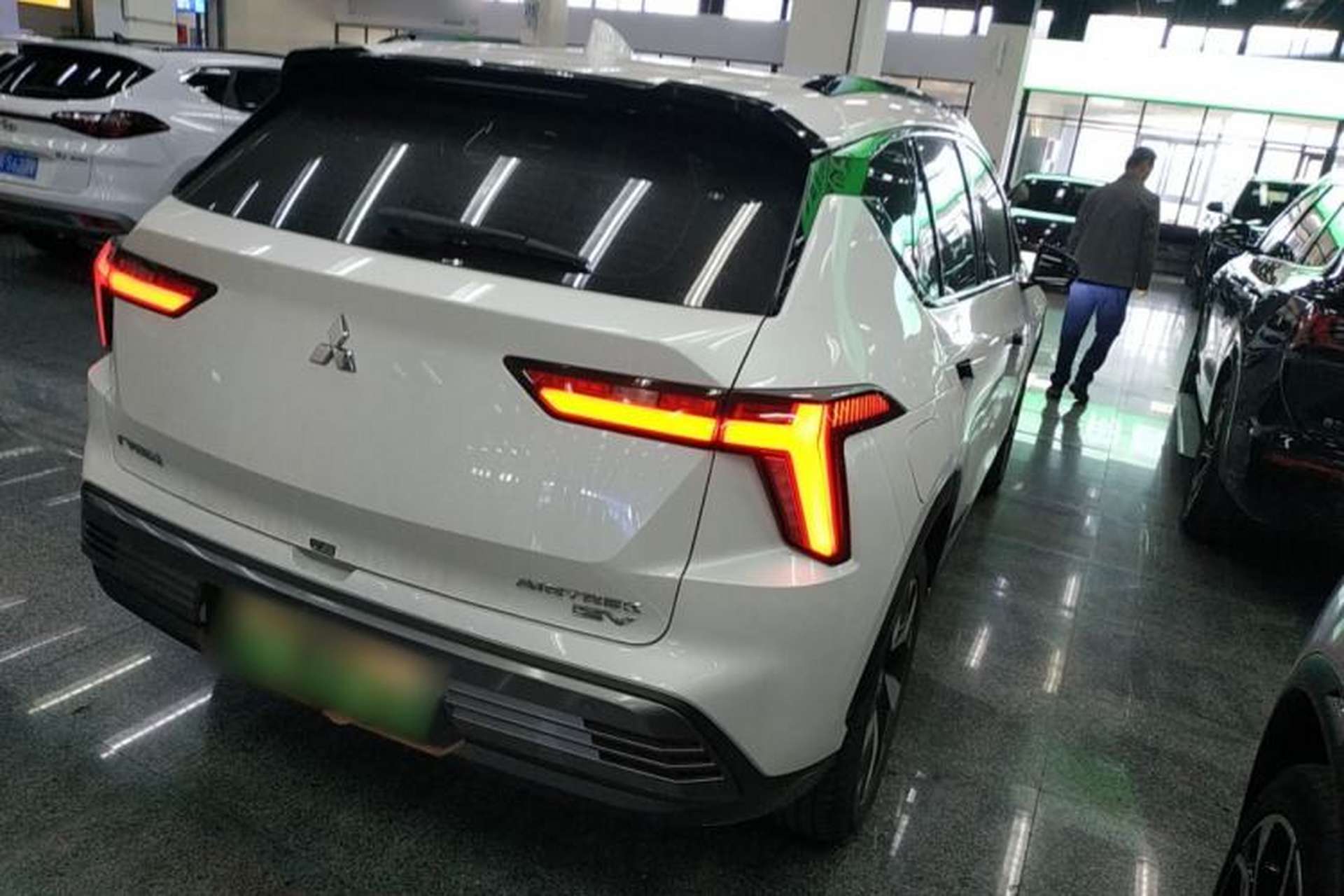 Used Mitsubishi AIRTREK 2022 Hardcore Edition Rear Right 45 Deg