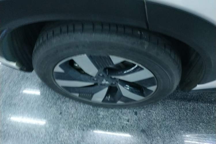 Used Mitsubishi AIRTREK 2022 Hardcore Edition Right Rear Wheel Hub