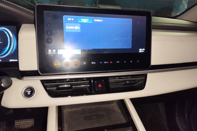 Used Mitsubishi AIRTREK 2022 Hardcore Edition Audio And AC Panel
