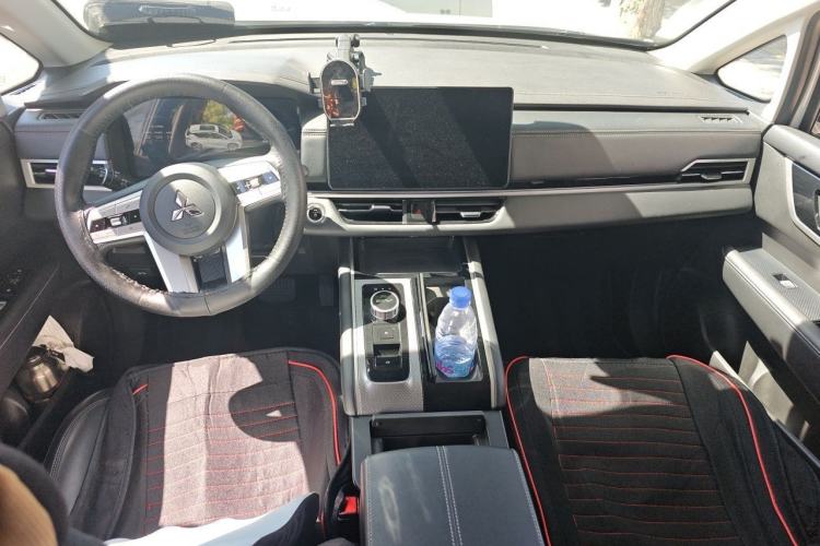 Used Mitsubishi AIRTREK 2022 Hardcore Edition Center Console