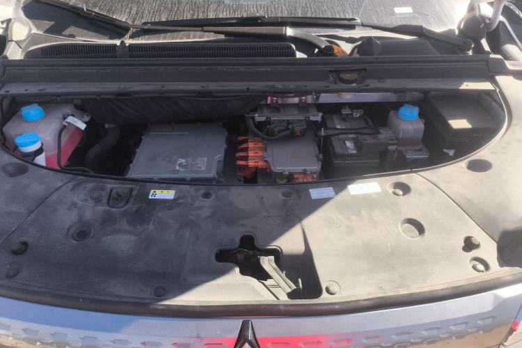 Used Mitsubishi AIRTREK 2022 Hardcore Edition Engine Bay