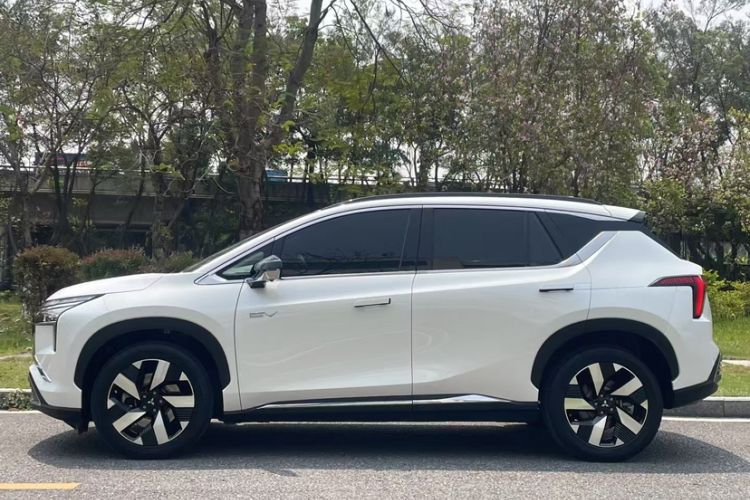 Used Mitsubishi AIRTREK 2022 Hardcore Edition Exterior 1